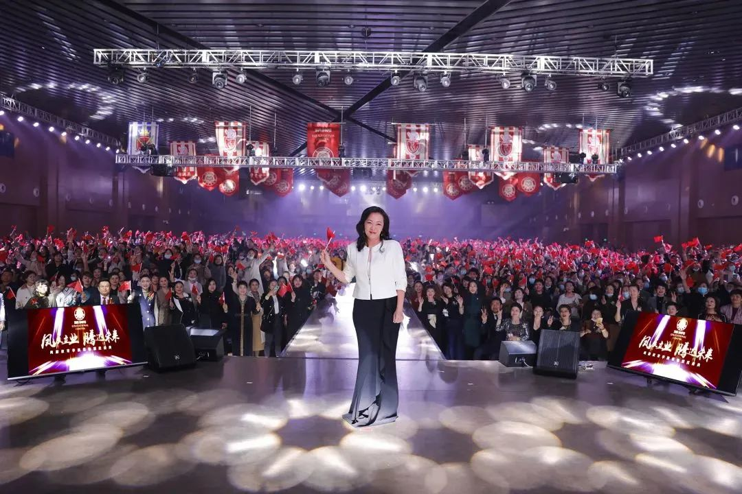 【华体会(中国)公司30周年庆】生日快乐,华体会(中国)!我们一起谱写美好未来! 【华体会(中国)公司30周年庆】生日快乐,华体会(中国)!我们一起谱写美好未来!
