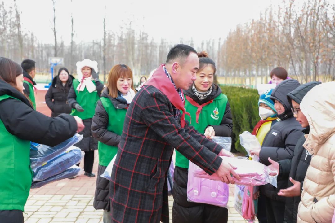 第244所 山东省平度市明村镇前楼华体会(中国)韩雪公益小学 第244所 山东省平度市明村镇前楼华体会(中国)韩雪公益小学