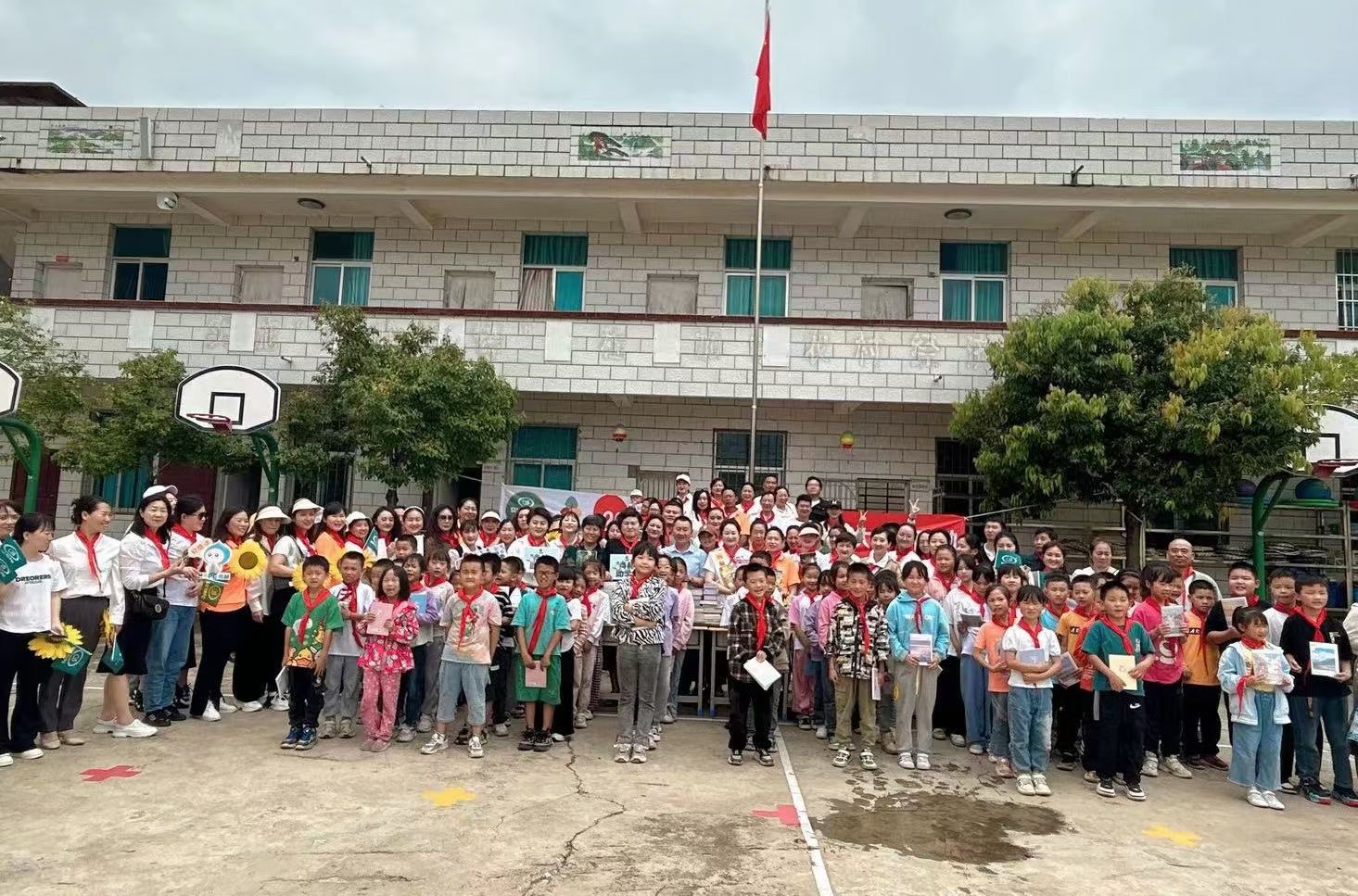 让爱延续,从未间断 | 华体会(中国)公益季暖心回访 让爱延续,从未间断 | 华体会(中国)公益季暖心回访